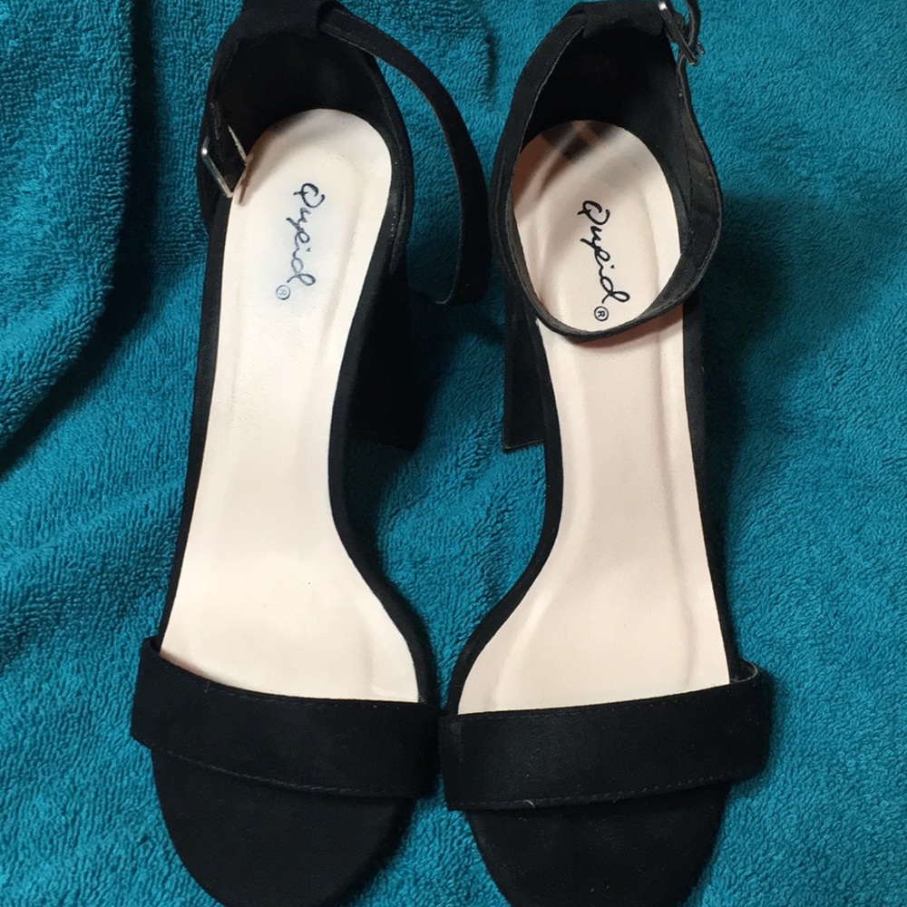 Wore them for graduation,never wore again
